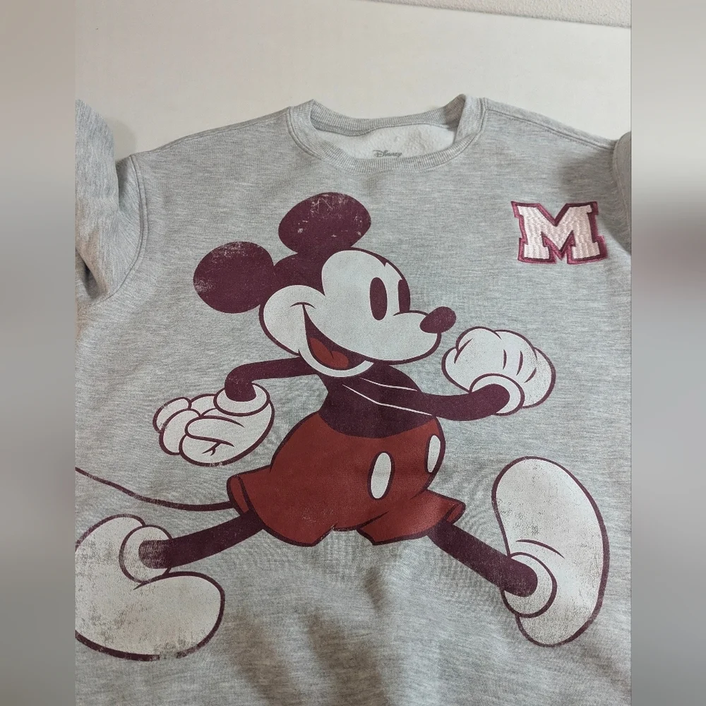 Disney Women's Mickey Mouse sweatshirt Crew Neck Size XS Light Gray EUC - Picture 6 of 10